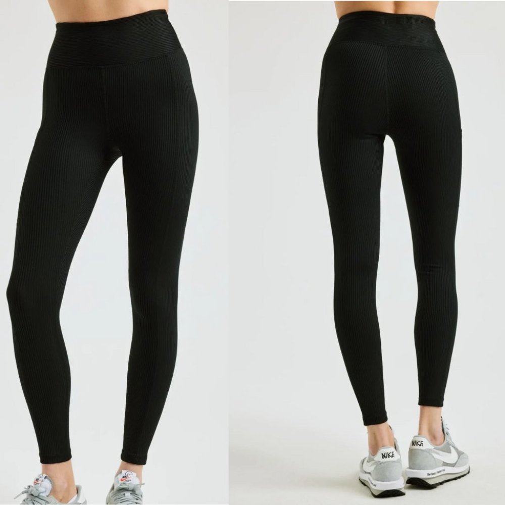 Year of Ours Black Ribbed Pocket Leggings Size Large